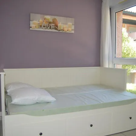 3 Pieces A Saint-cyprien : 6 Couchages, Piscine, Terrasse, Parking Et Wifi - Fr-1-225d-68